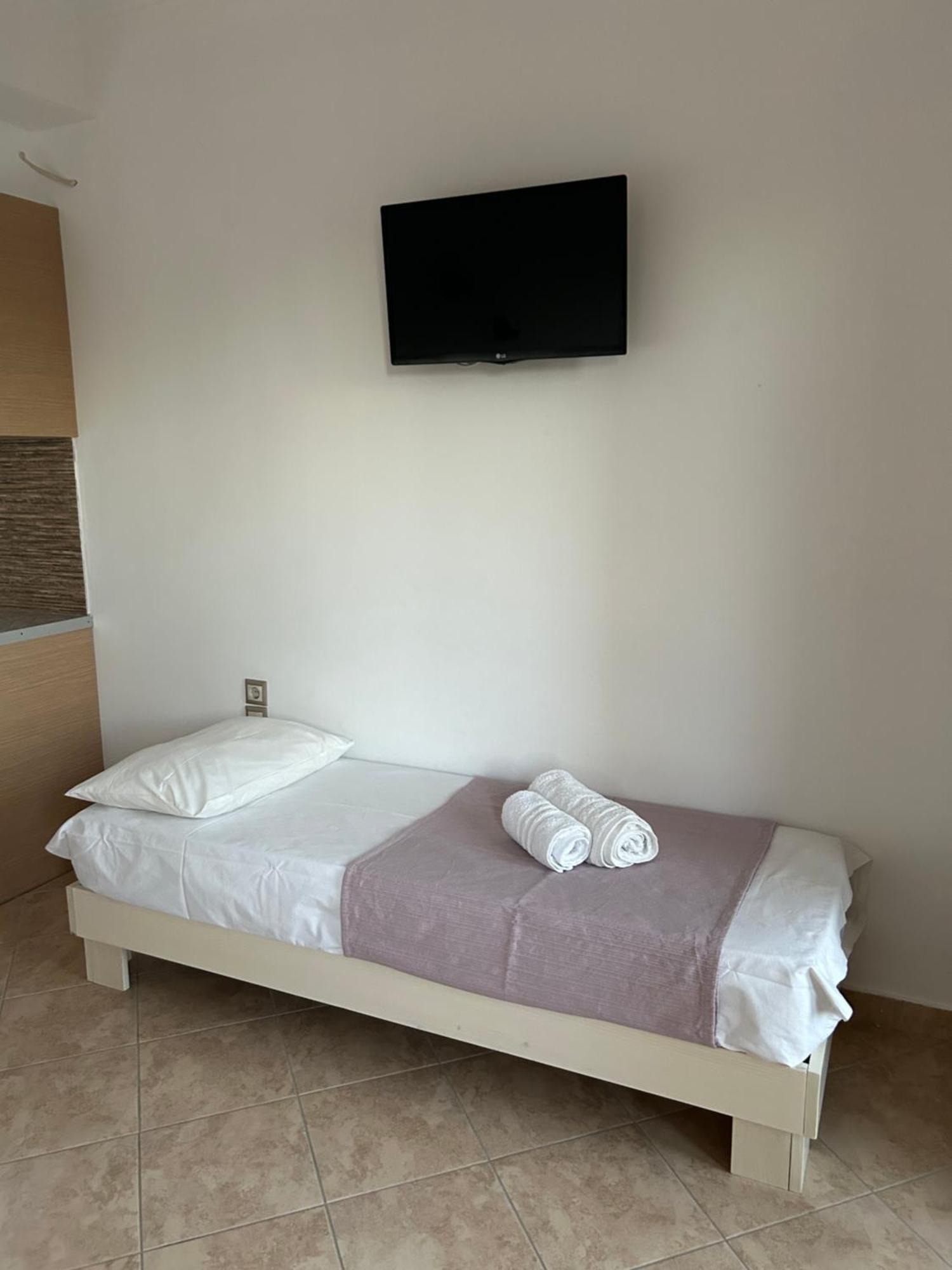 Aria Apartments Apolpaina Exterior photo