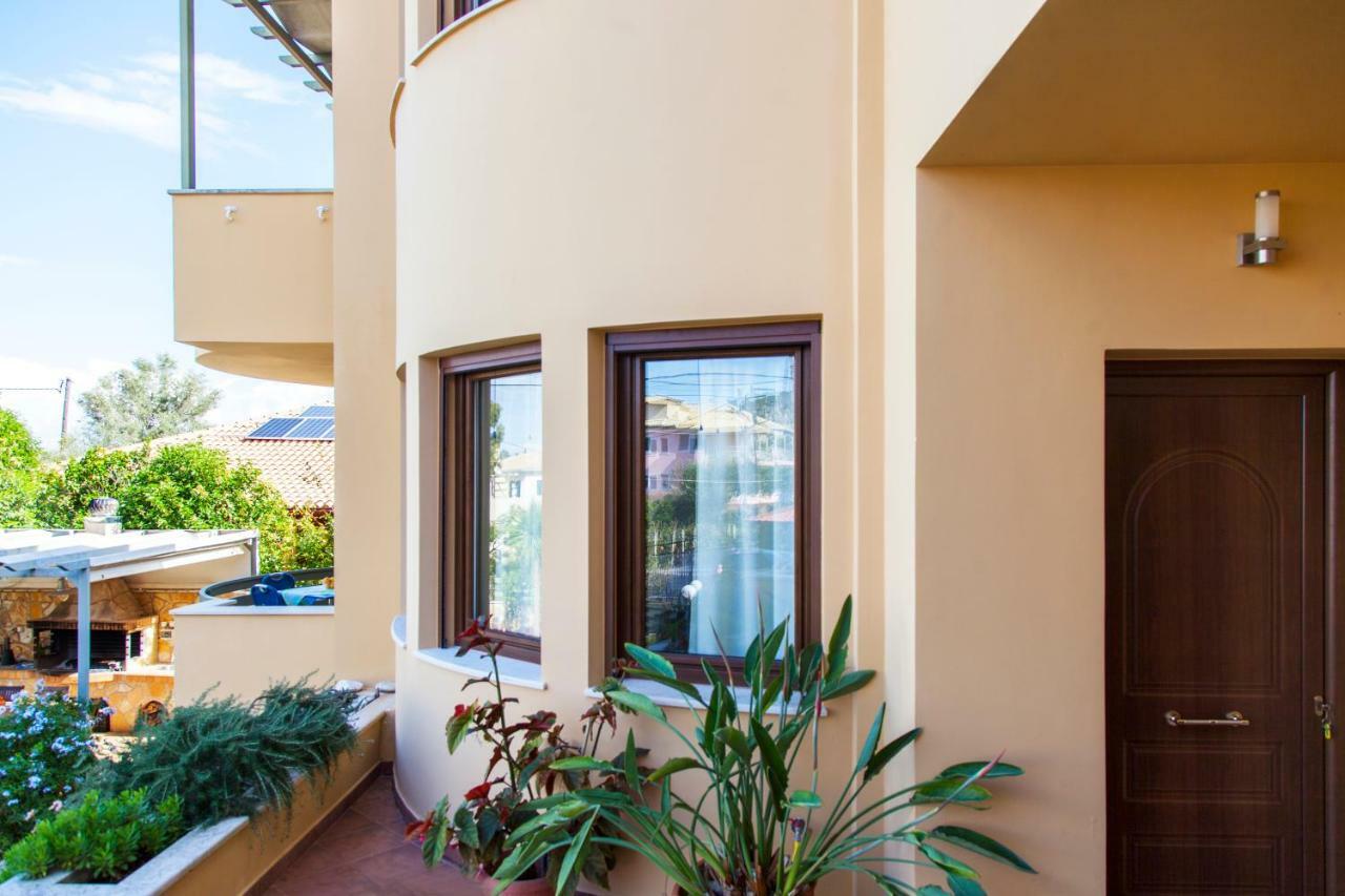Aria Apartments Apolpaina Exterior photo